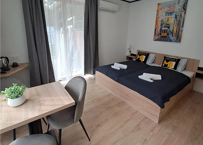 Oda ve Kahvaltı Majus 1 Vendeghaz - Szombathely